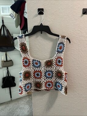 RSQ Crochet Square-Panel Crop Top in Cream, Blue & Brown